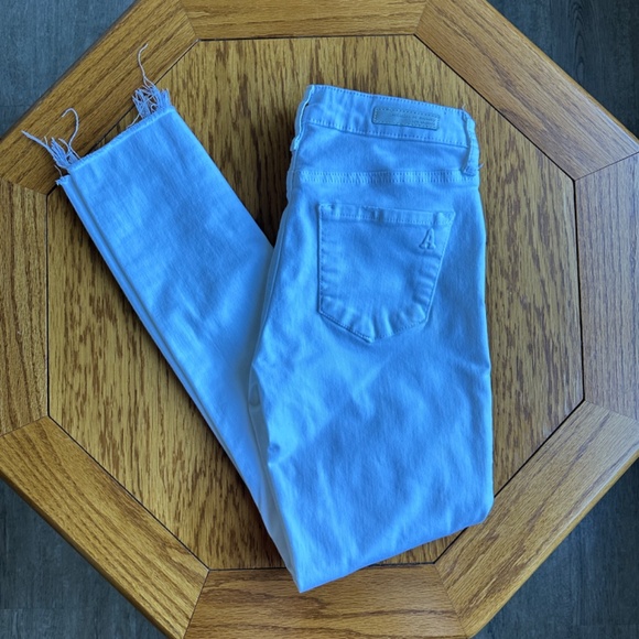 **ARTICLES OF SOCIETY* White Cutoff Jeans Size 24 - Picture 1 of 10